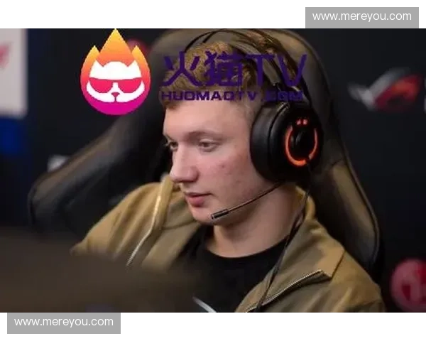 Dota2电竞赛事激战正酣 新英雄登场带来全新战术变革与精彩对决